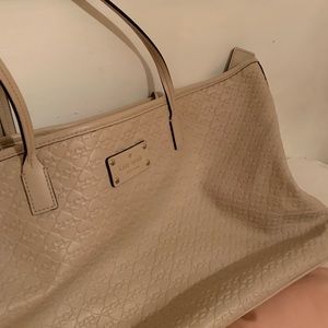 Kate Spade purse. Taupe color. Nice condition